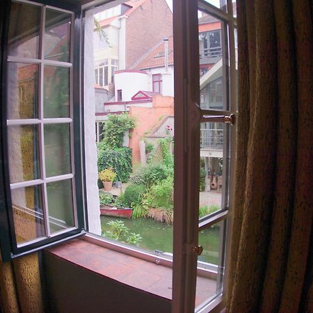 B&B Canal Deluxe Brugge Ruang foto