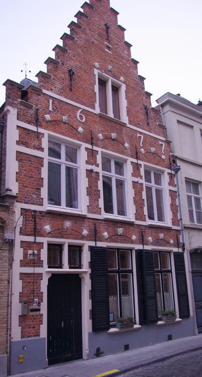 B&B Canal Deluxe Brugge Bagian luar foto