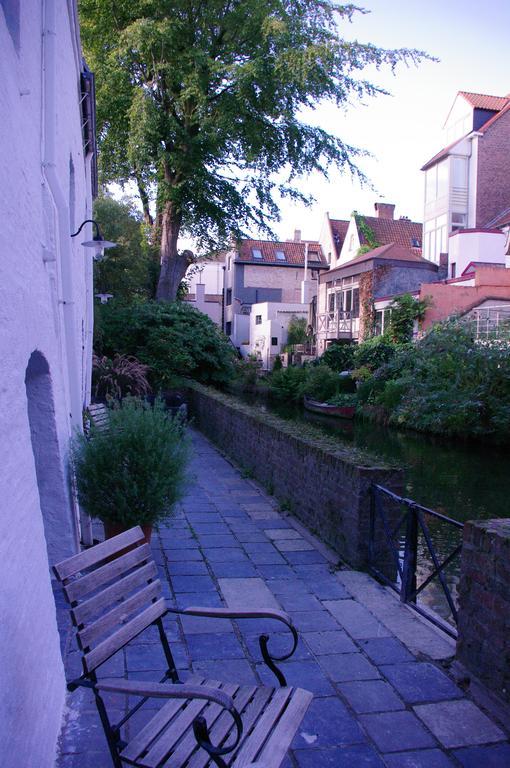 B&B Canal Deluxe Brugge Bagian luar foto