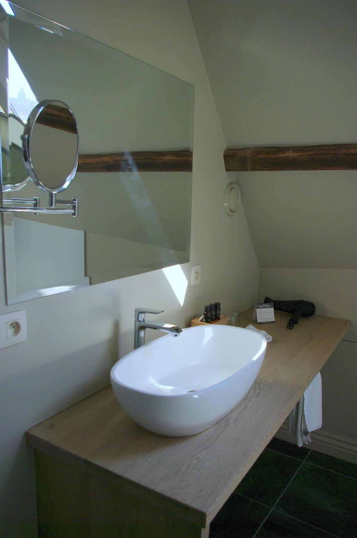 B&B Canal Deluxe Brugge Bagian luar foto